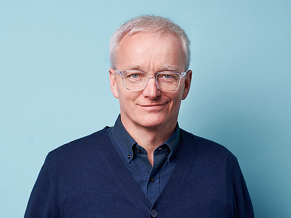 Contact Ulrich Buhrmann